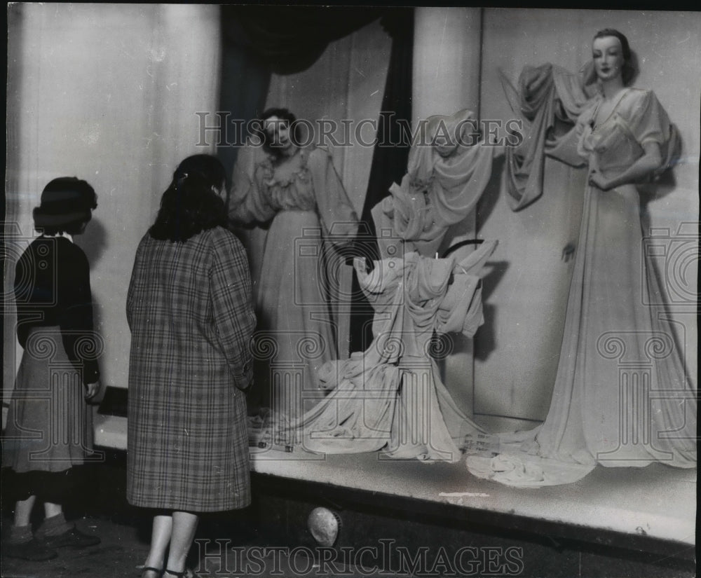 1951 Press Photo These handsome gowns are far beyond the pocketbooks of Yugoslav-Historic Images