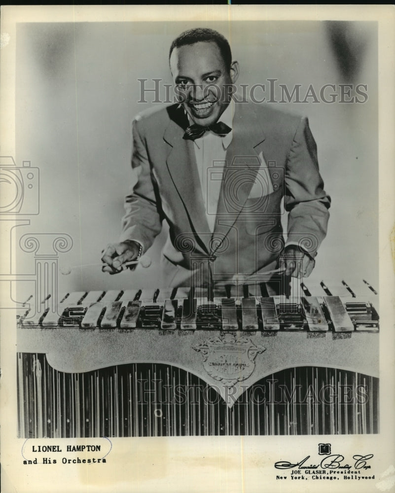 1960 Press Photo Lionel Hampton, jazz musician and bandleader. - Historic Images