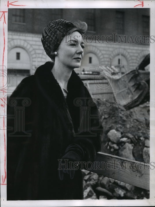 1962 Press Photo Actress Peggy McCay visits New York from Hollywood. - mjx13800-Historic Images
