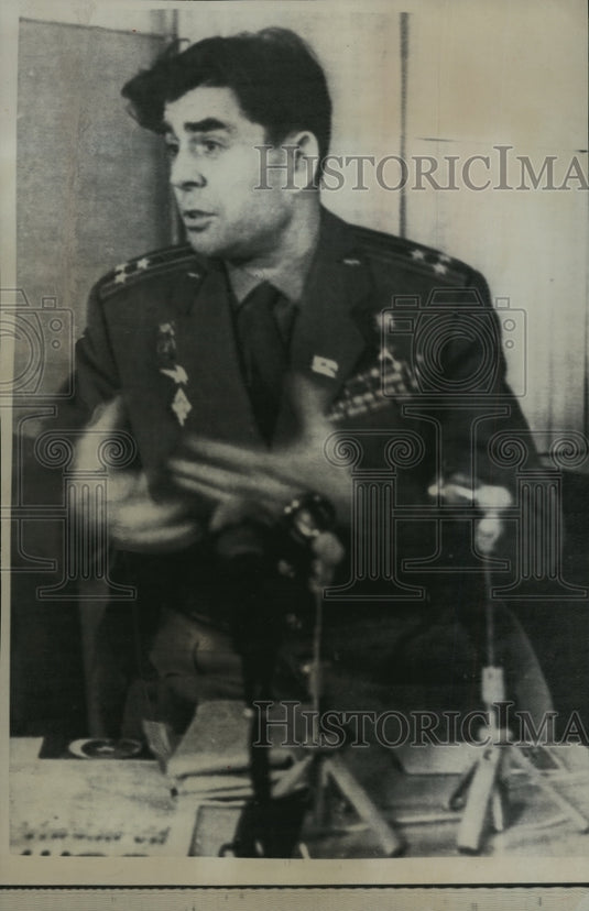 1968 Press Photo Soviet Cosmonaut Georgy Beregovoi at Press Conference-Historic Images