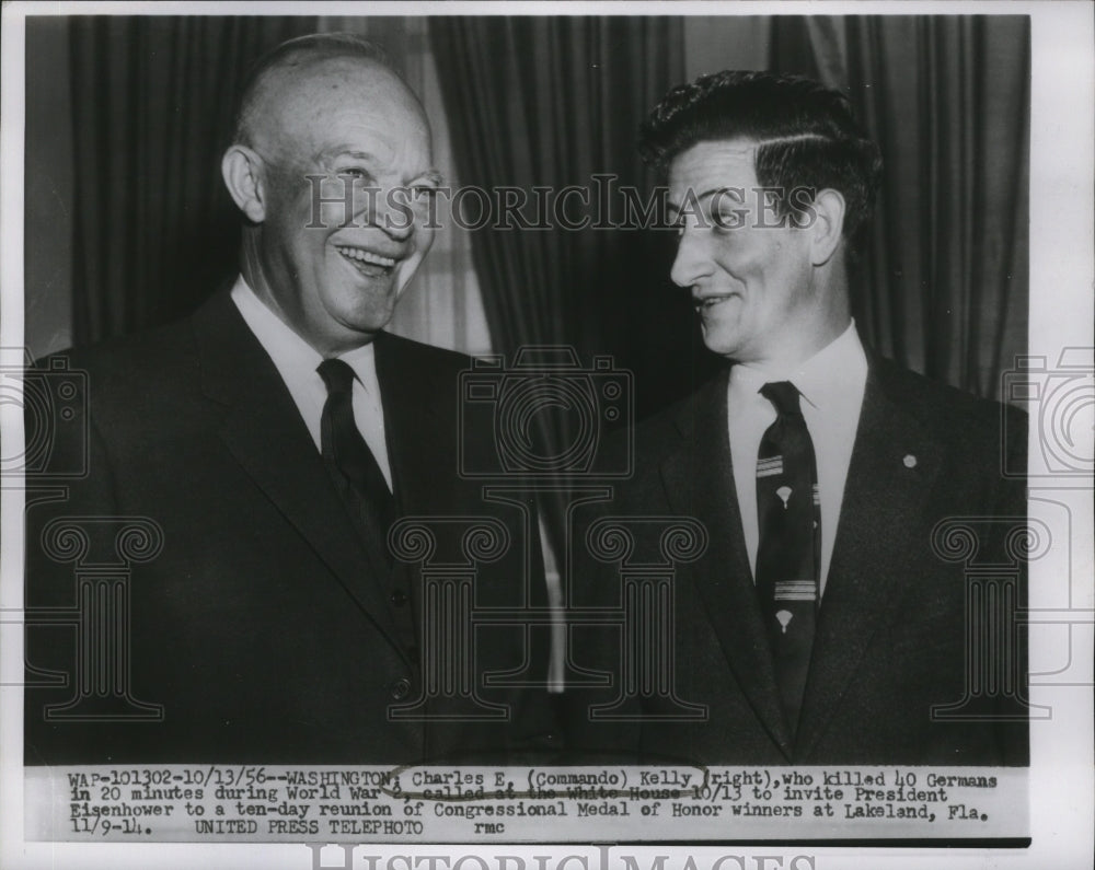 1956 Press Photo Charles E. Kelly with President Eisenhower at the White House-Historic Images