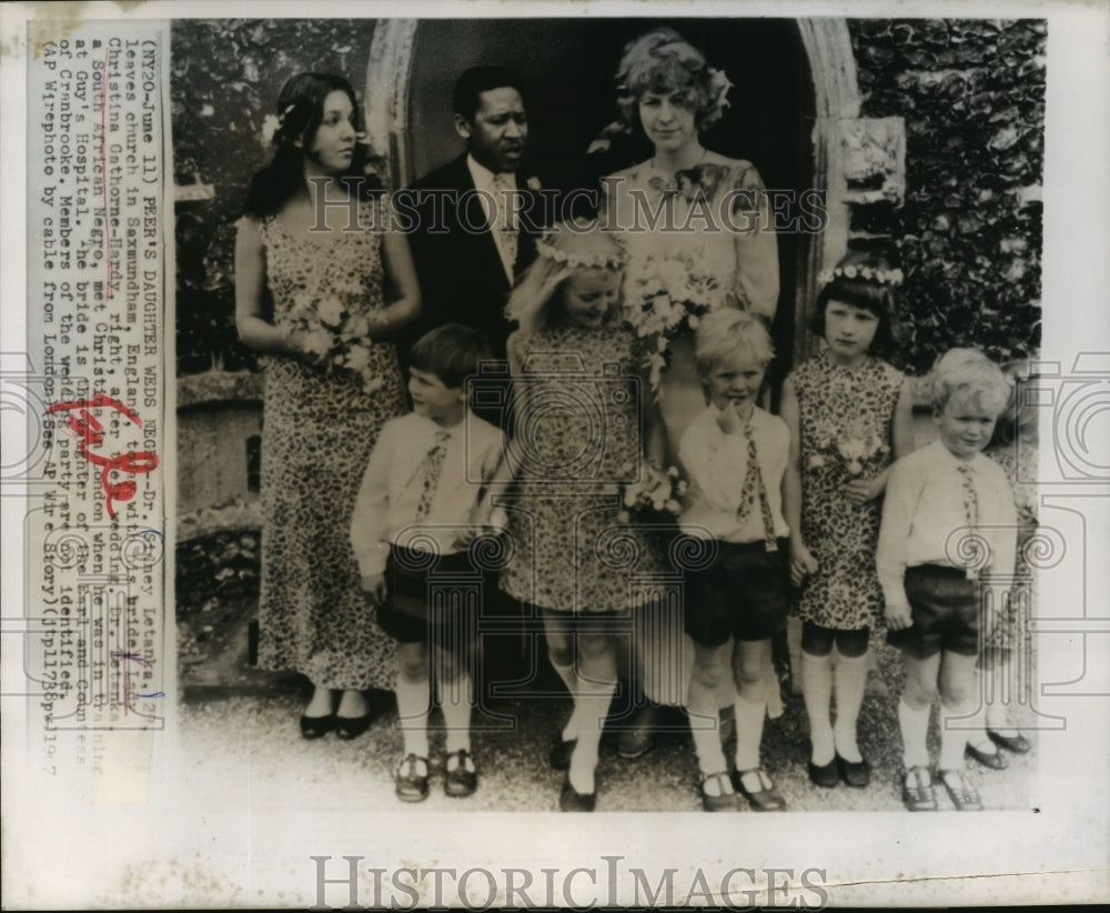 1957 Dr. Letanka and his new bride Lady Christina Gathorne Hardy - Historic Images