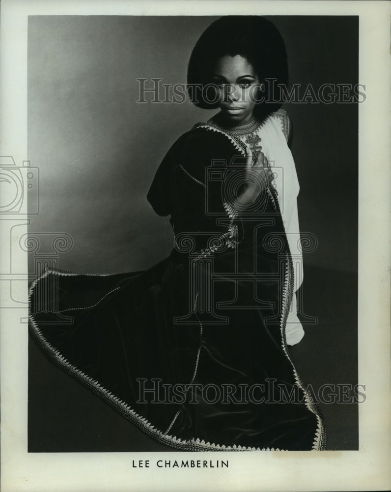 Press Photo Lee Chamberlin-Actress. - mjx19945-Historic Images