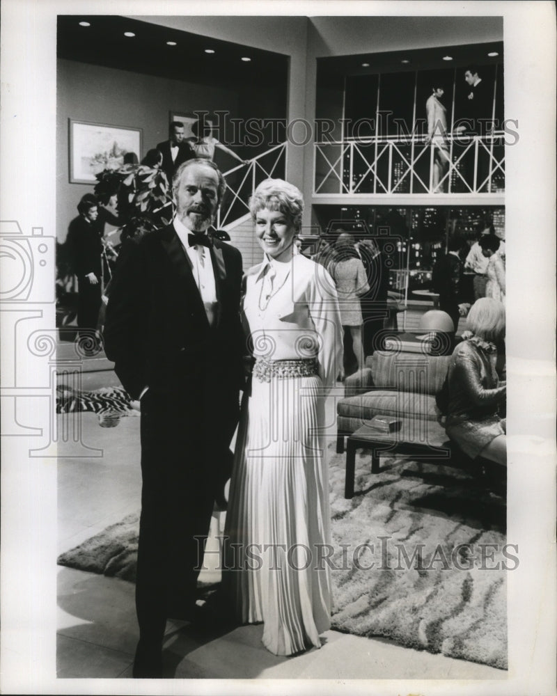 1969 Press Photo Jane Morgan and Henry Fonda in &quot;Broadway&#39;s Best&quot; - mjx21100-Historic Images