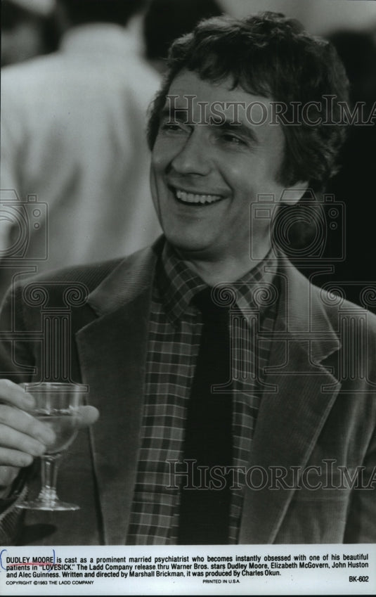 1984 Press Photo Dudley Moore stars in "Lovesick" - mjx22836-Historic Images