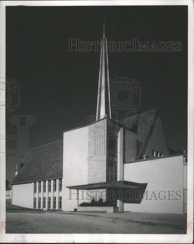 1955 Press Photo Elm Grove Lutheran church designed by Fritz Von Grossman-Historic Images