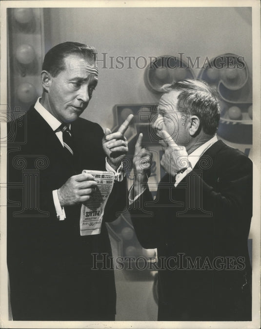 1964 Press Photo Bring Crosby and Mickey Rooney in "The Hollywood Palace"-Historic Images