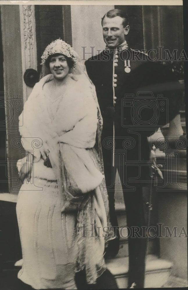 1923 Press Photo Lord Carnegie and His Bride Princess Muade at Wedding - Historic Images