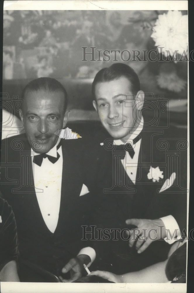 1936 Press Photo Cliff Burnell and Henry Gordon - Historic Images