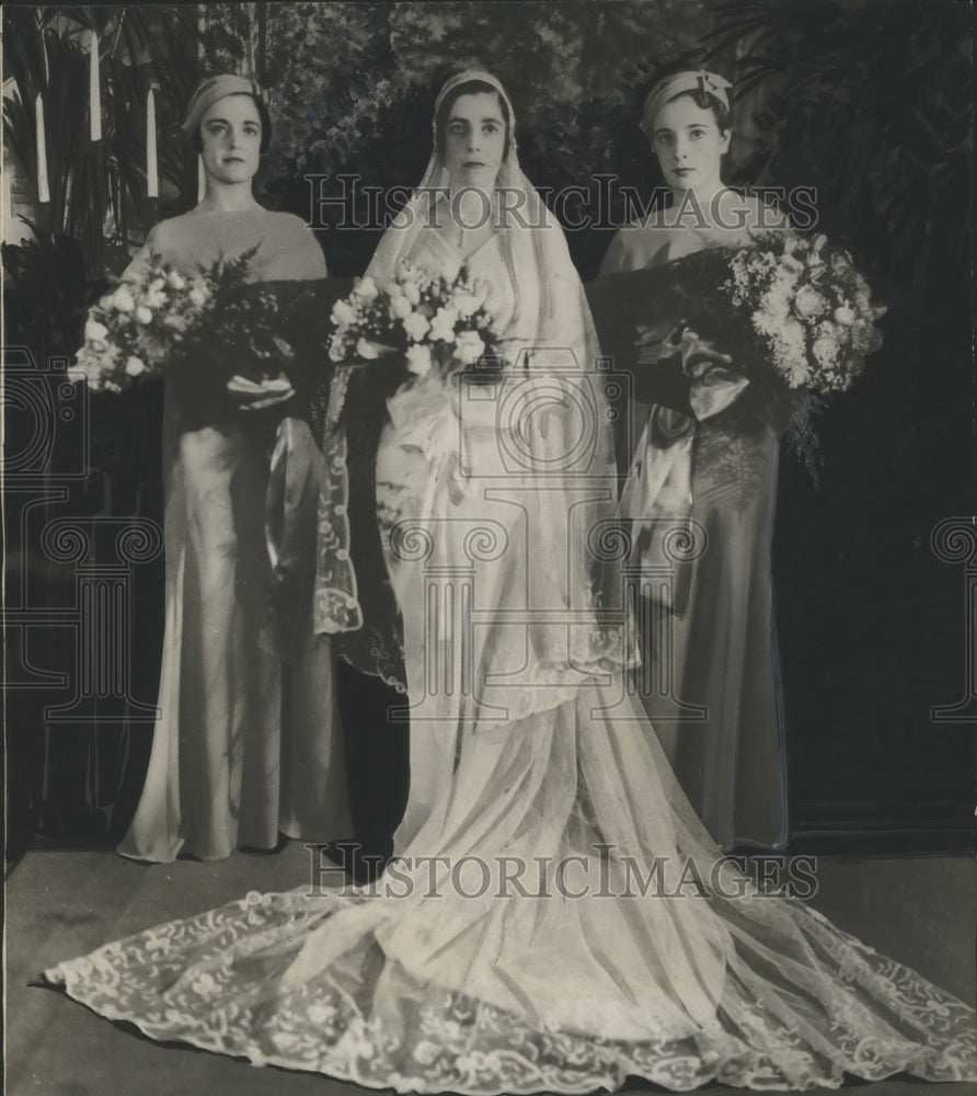 1932 Press Photo Mrs. Hugh J. Helmer Jr. and others at her wedding - Historic Images