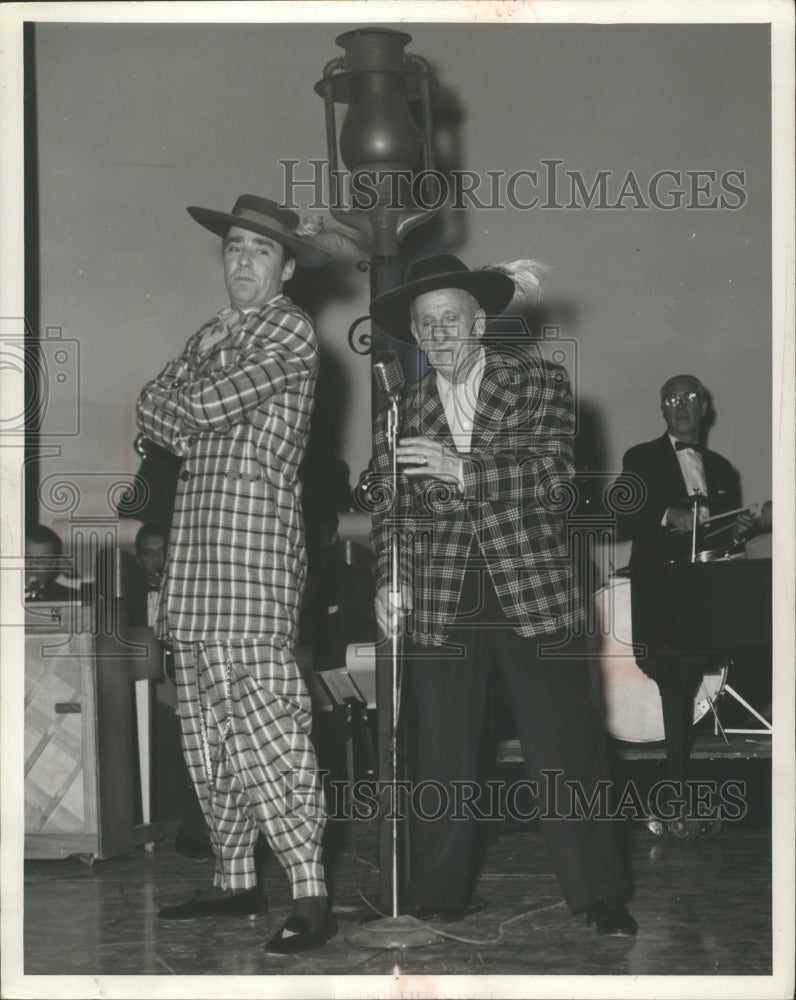 1961 Press Photo Jimmy Durante and Peter Lawford are the Scream Team - Historic Images