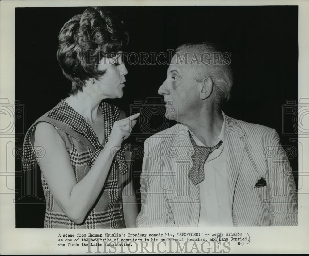 1969 Press Photo Hans Conried and Peggy Winslow in &quot;SPOFFORD!&quot; - Historic Images