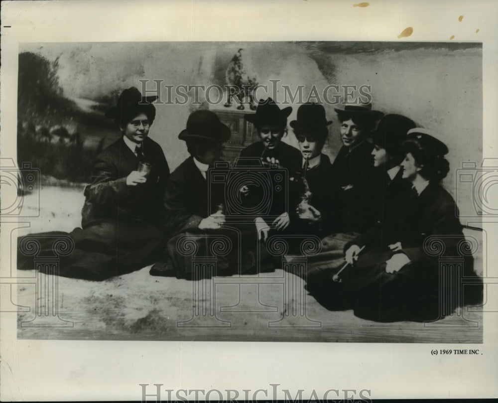 1969 Press Photo Copy-Emancipated Ladies Using Pipes, Drinks, and Haberdashery - Historic Images