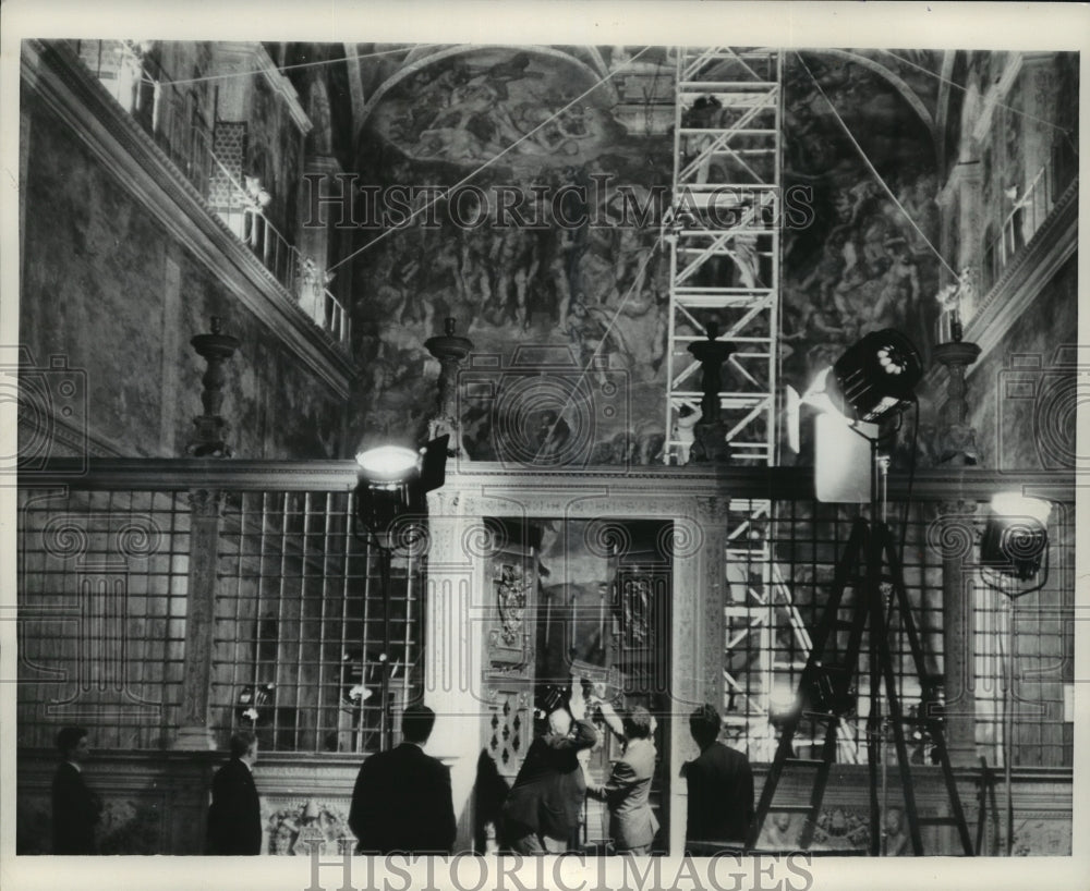 1968 Press Photo Michelangelo&#39;s Mammoth Fresco Inside the Sistine Chapel - Historic Images