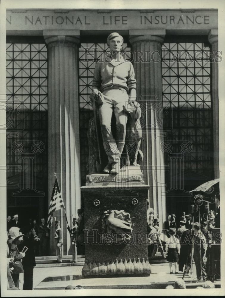 1932 Press Photo View of Lincoln Statue by Paul Manship at Lincoln Natl Insuranc - Historic Images