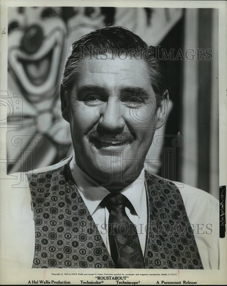 1964 Press Photo Pat Buttram Starring in &quot;Roustabout&quot; - Historic Images