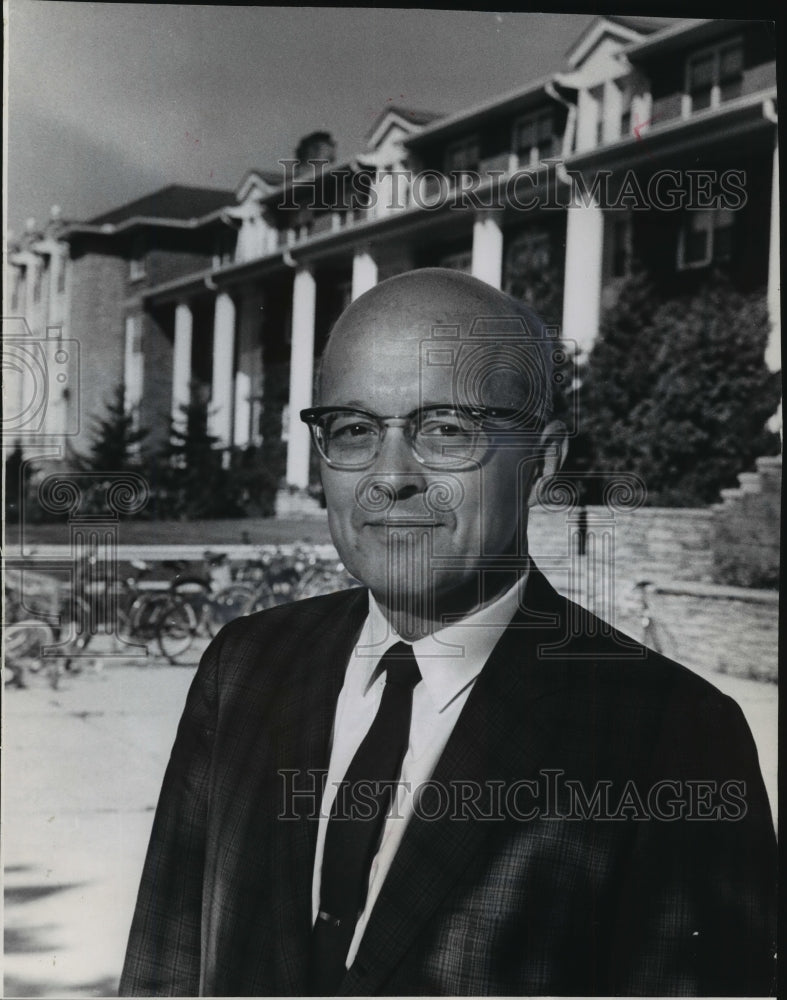 1966 Press Photo S. Douglas Cornell-President of Mackinac College - mjx25506-Historic Images