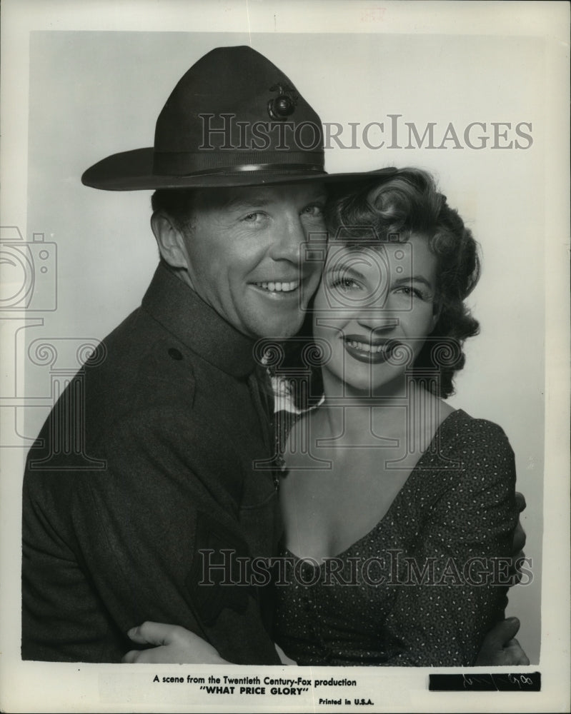 1952 Press Photo Dan Dailey and Corinne Calvet in &quot;What Price Glory&quot; - Historic Images