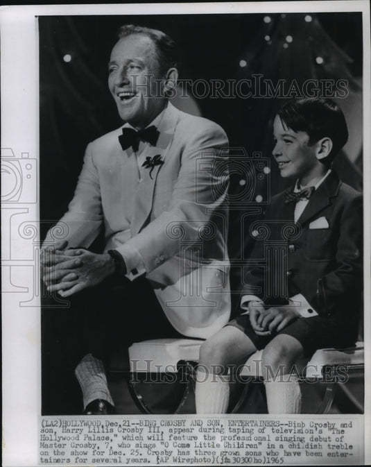 1965 Press Photo Bing Crosby, Singer and Entertainer, With Son - Historic Images