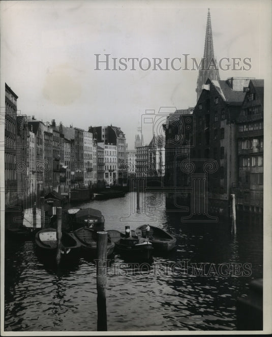 1944 Press Photo View of Cyprus homes and churches on the waterfront - mjx26390-Historic Images