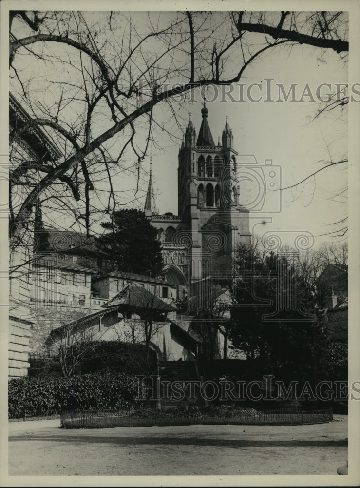 1936 Press Photo View of the Cathedral of Notre-Dame at Lausanne Switzerland - Historic Images