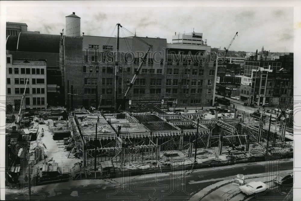 1961 Press Photo Construction of the Milwaukee Journal Sentinel&#39;s New Addition - Historic Images