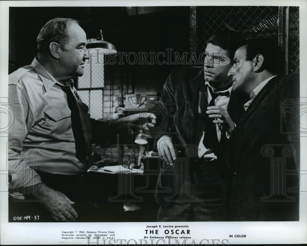 1965 Press Photo Broderick Crawford, Stephen Boyd, and Bennett in "The Oscar" - Historic Images