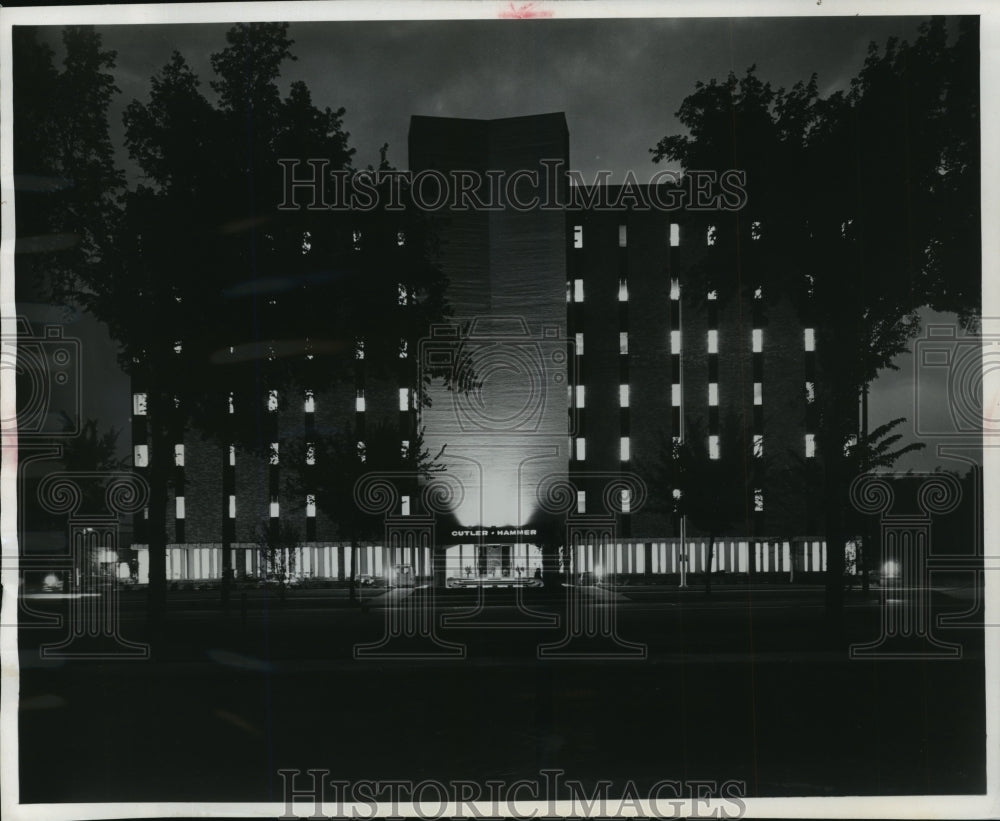 1965 Press Photo New Corporate Headquarters for Cutler-Hammer, Incorporated - Historic Images