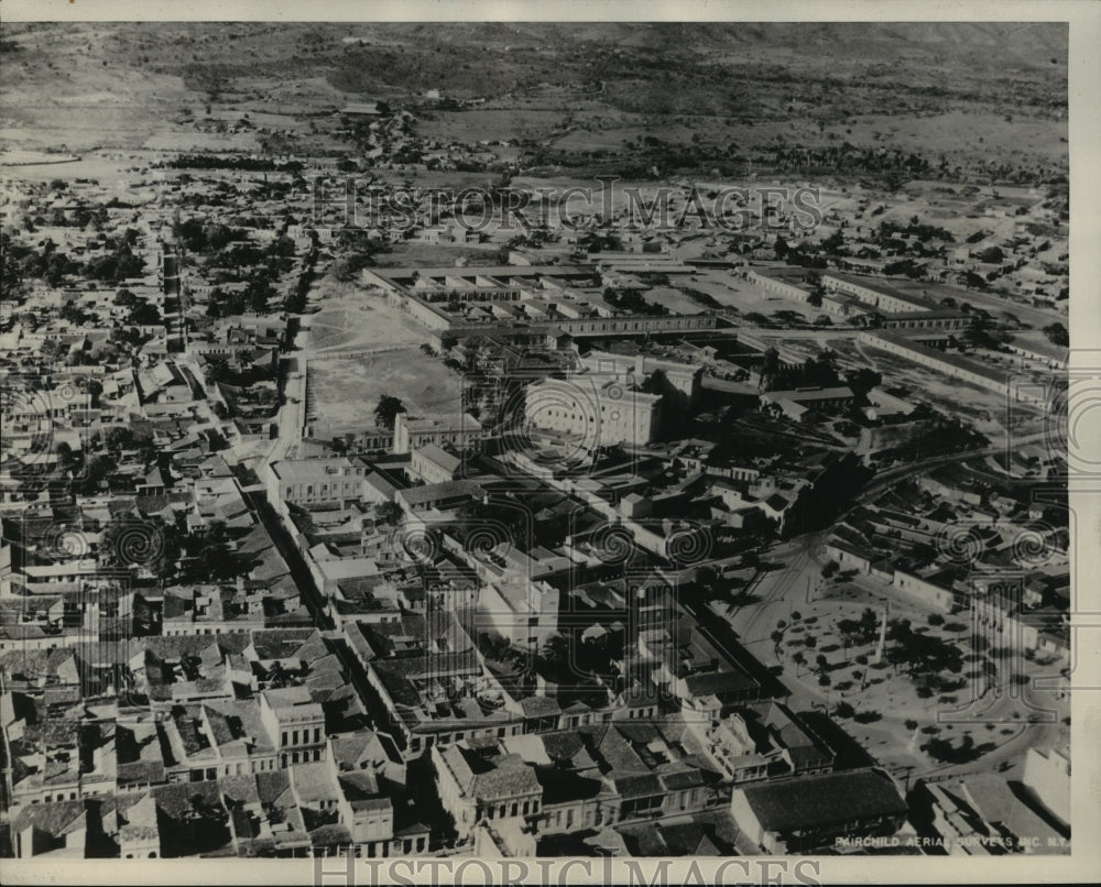 1932 Press Photo Aerial View of the City of Santiago, Cuba - Historic Images