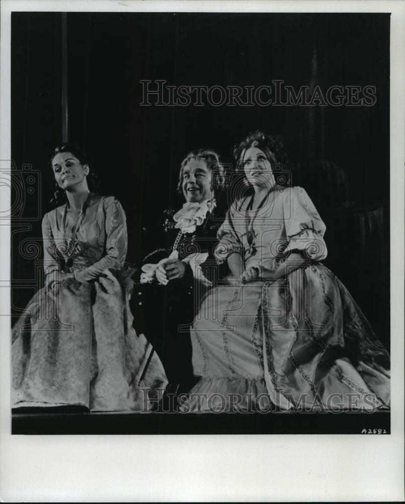 1974 Press Photo Singers Kelly Jedig and Cast of Mozart&#39;s Cosi Fan Tutte - Historic Images