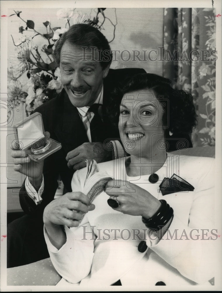 1980 Press Photo Tyne Daly and Richard Crenna in &quot;Stuck With Each Other&quot; - Historic Images