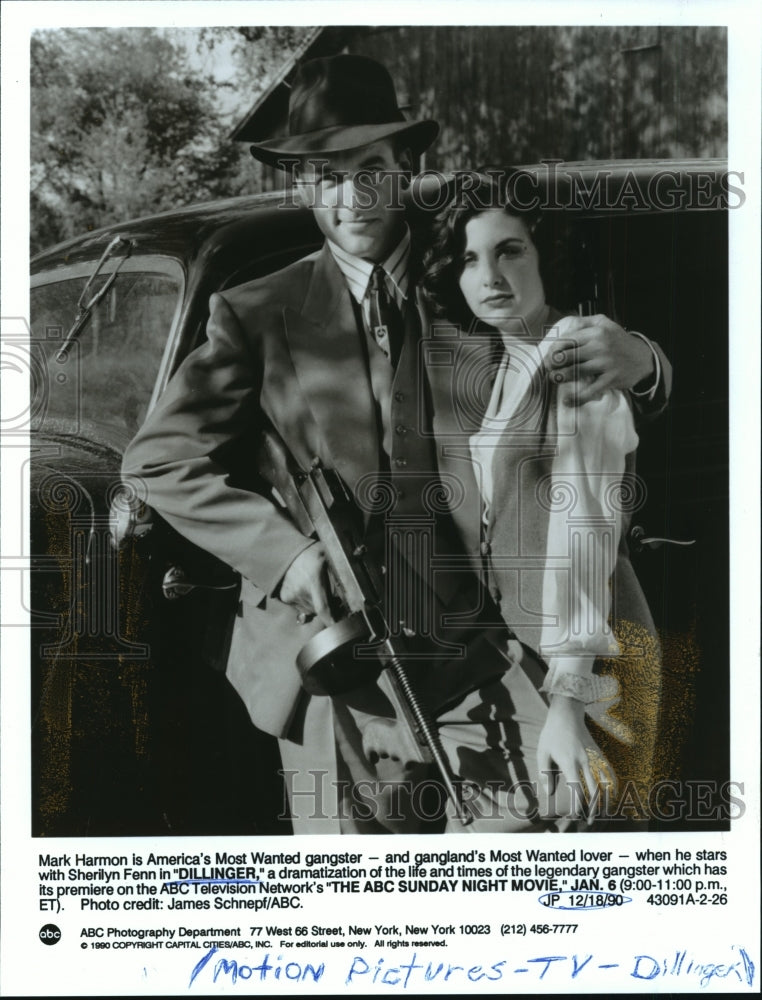 1990 Press Photo Mark Harmon and Sherilyn Fenn Star in &quot;Dillinger&quot; - Historic Images