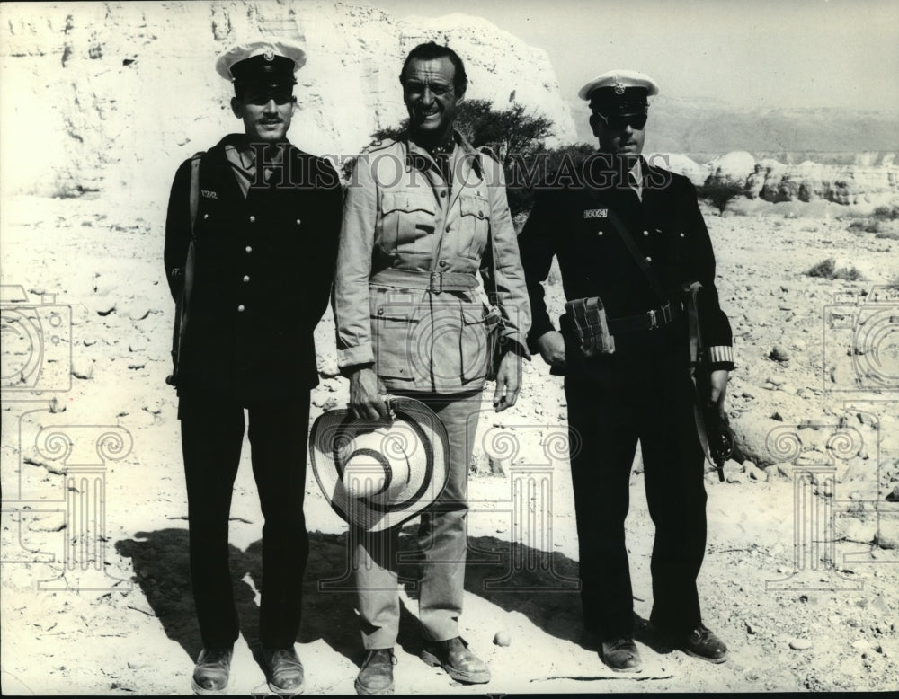 1965 Actor David Niven With Personal Body Guards By Israeli Army - Historic Images