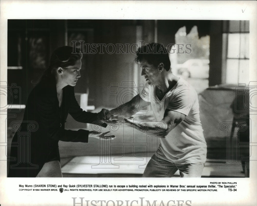 1994 Press Photo Sylvester Stallone With Sharon Stone In &quot;The Specialist&quot;-Historic Images