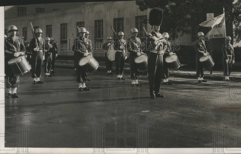 1957 Press Photo Dwight Eisenhower Inauguration Oconomowoc Marching Band- Historic Images