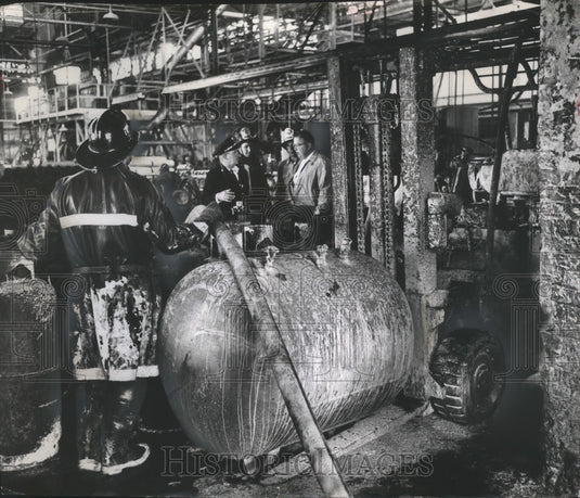 1962 Press Photo Firemen Inspect Pressed Steel Tank Co. After Explosion, Milwauk-Historic Images
