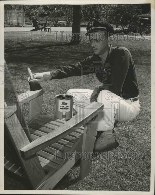 1964 Steve Ellingson, columnist for The Milwaukee Sentinel-Historic Images