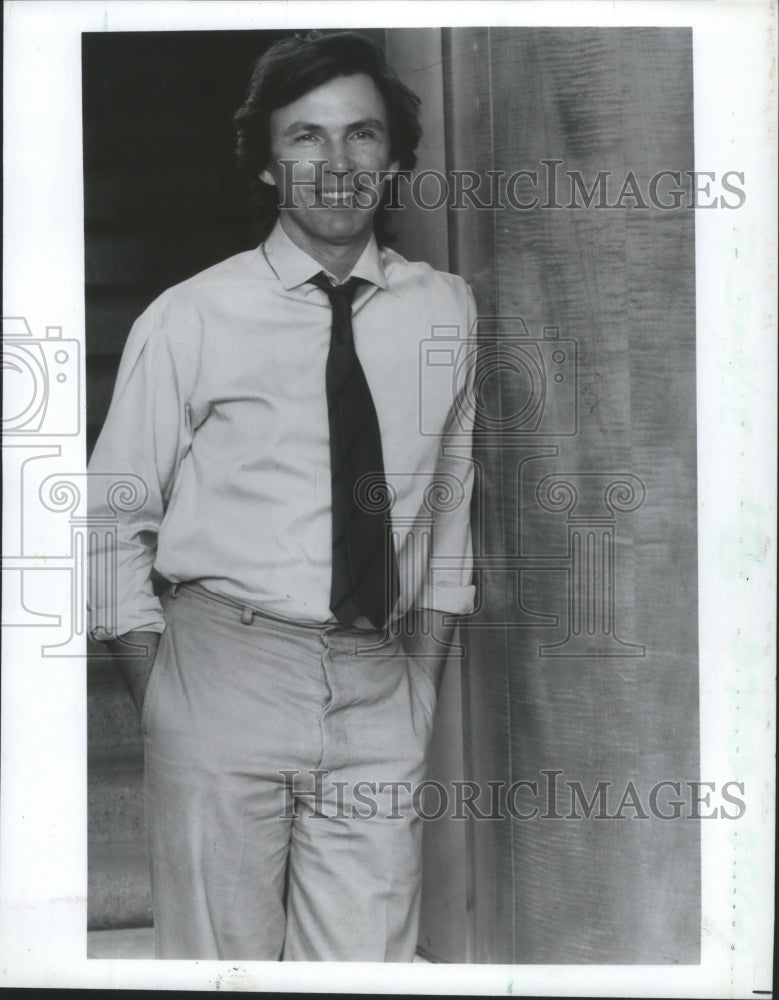 1986 Press Photo Fashion designer Perry Ellis - mjx29914- Historic Images