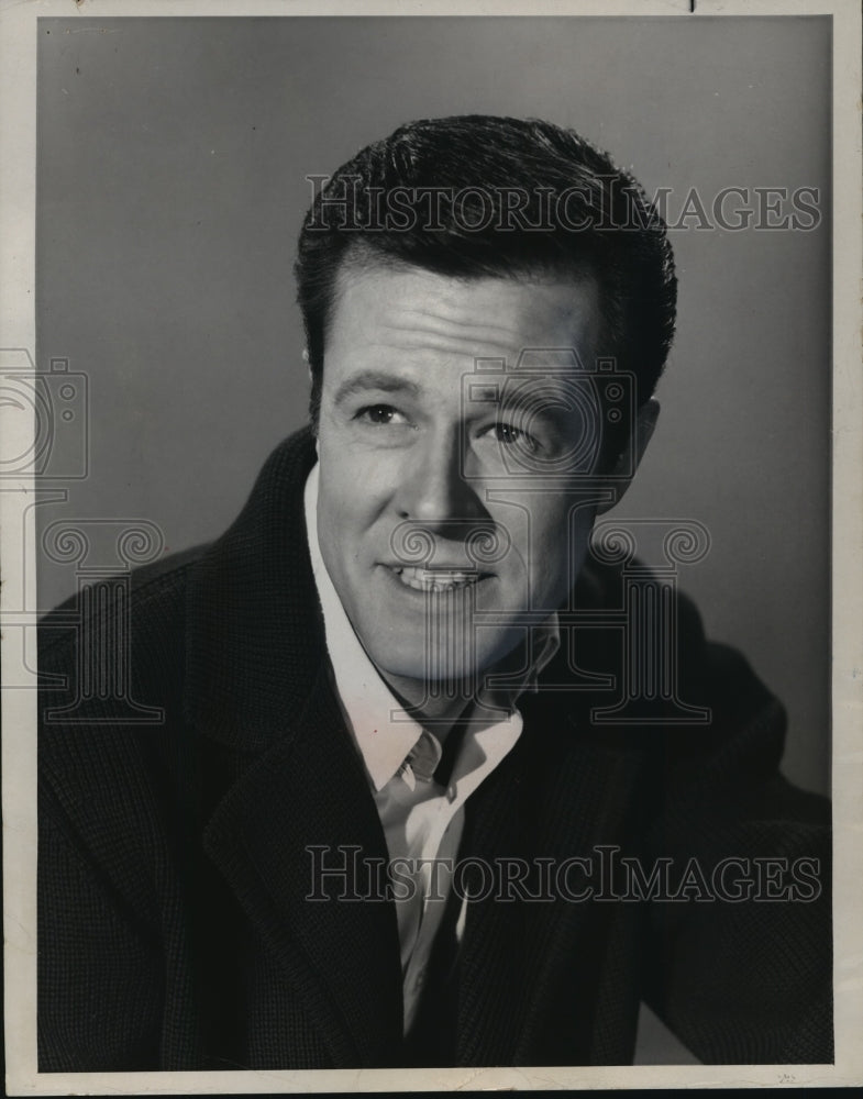 1965 Press Photo Robert Culp in "I Spy" Wednesdays on NBC-TV - mjx30284-Historic Images