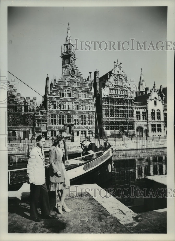 1982 Press Photo Historic Guild Halls Line One of the Canals of Ghent, Belgium- Historic Images