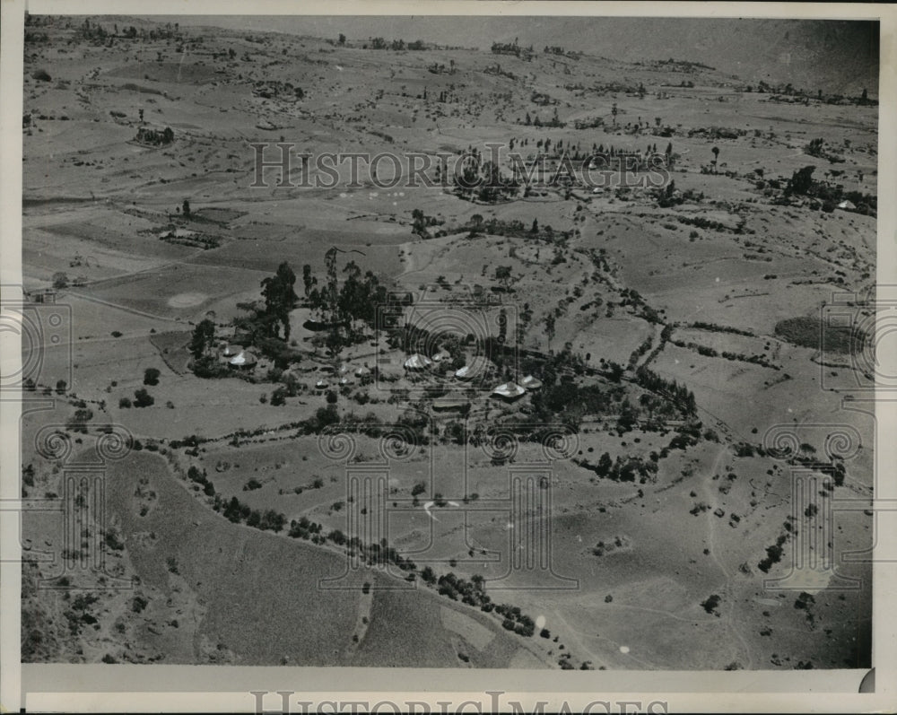 1935 Press Photo Italy bombs Ethiopian villages. - Historic Images