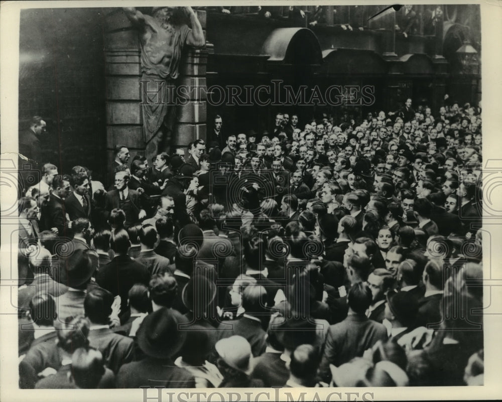 1935 Police arrest demonstrators after riot at London Stock Exchange-Historic Images