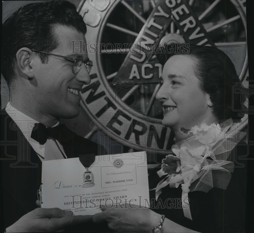 1956 Milwaukee Cosmopolitan Club honors Mrs. Otto L. Falk Jr.-Historic Images
