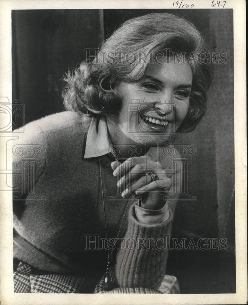 1974 Press Photo Joanne Woodward Narrates ABC's Documentary "The Fragile Mind" - Historic Images