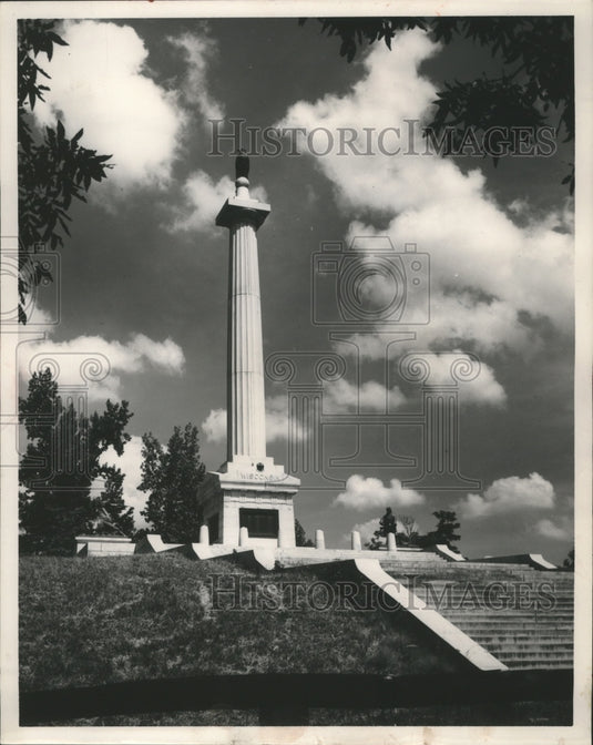 1955 Old Abe at Vicksburg National Military Park, Mississippi-Historic Images