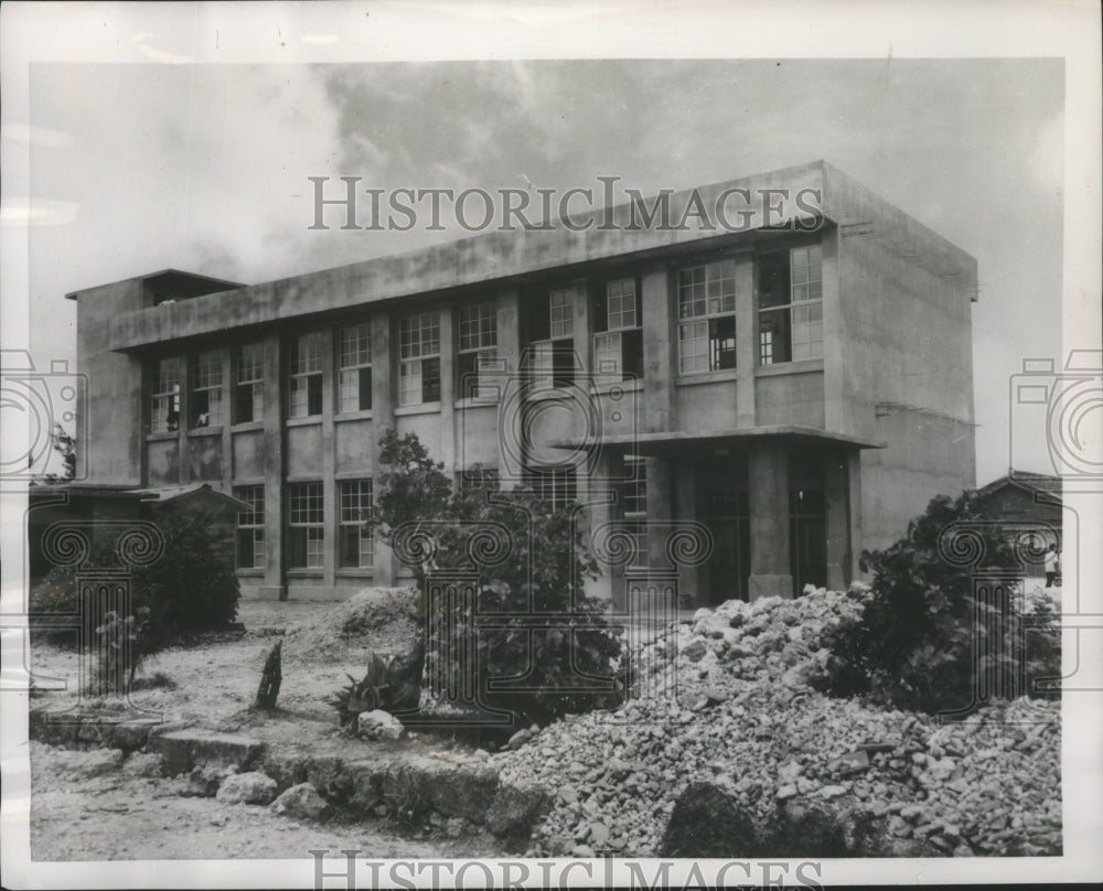 1955 Press Photo Expansion type schoolhouse in Naha, Okinawa - mjx34555-Historic Images