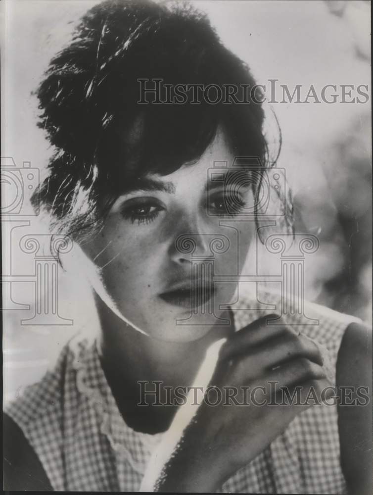 1961 Press Photo Millie Perkins co-stars in &quot;Street of Love&quot;. - Historic Images