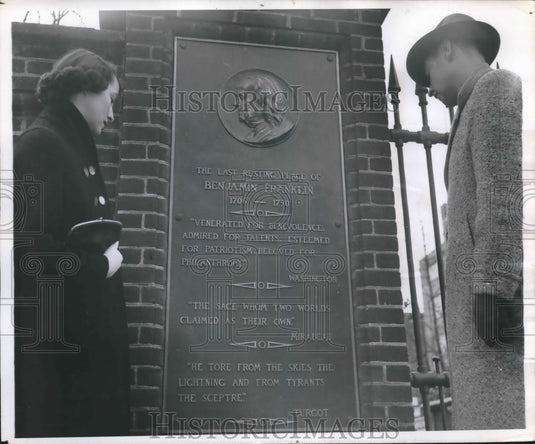 1956 Plaque near Benjamin Franklin's tomb in Philadelphia-Historic Images