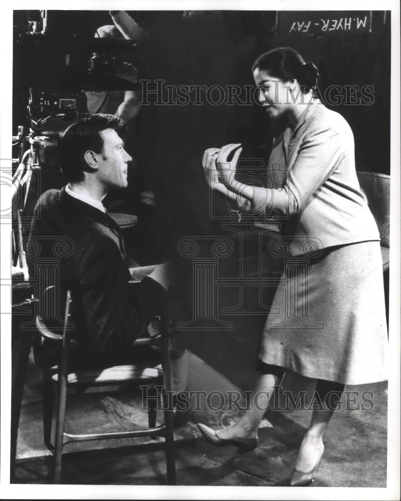 Press Photo Actress France Nuyen with Actor Lawrence Harvey - mjx36955-Historic Images