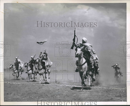 1952 Press Photo Algerian Spahis, 100th Anniversary of "Medaille Millitaire", FR-Historic Images